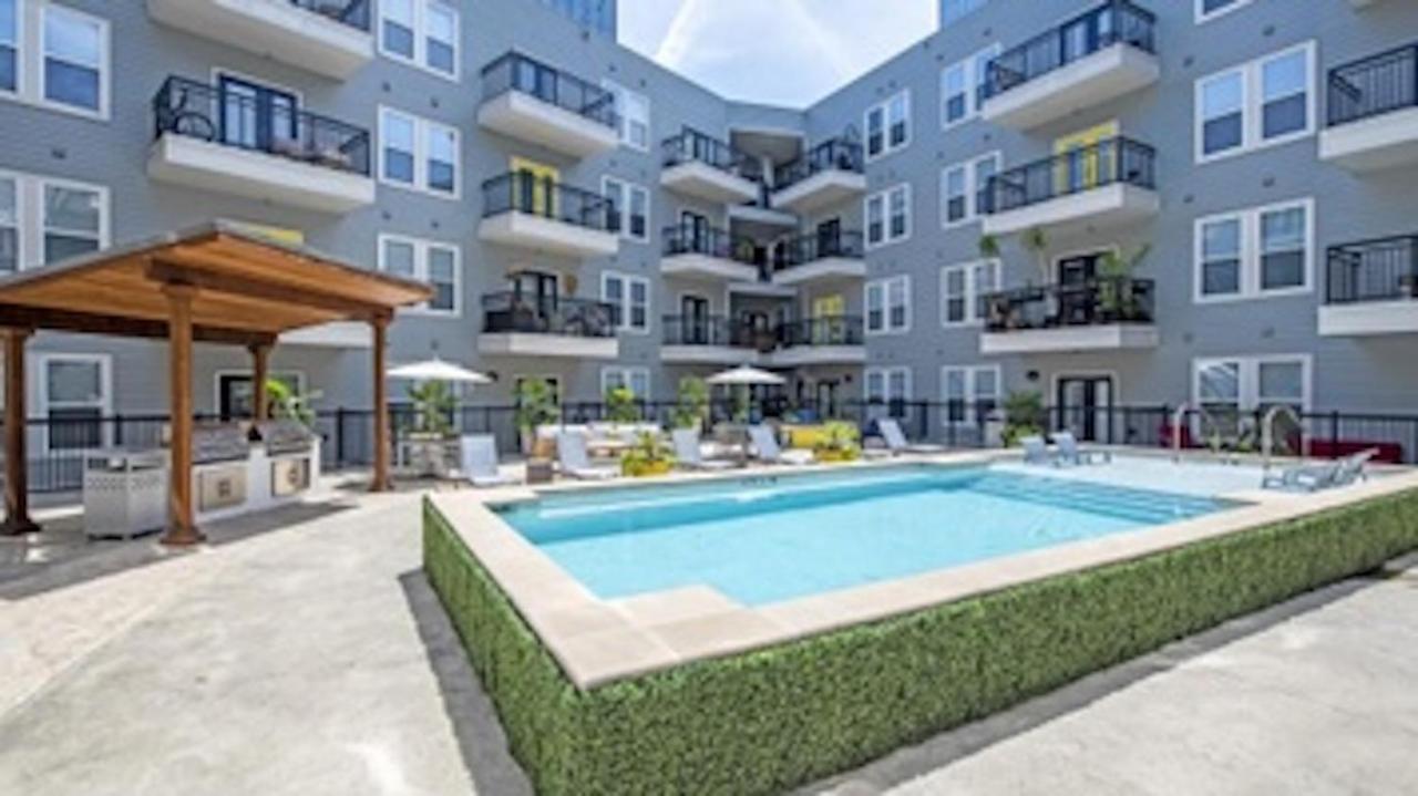 Kasa Dallas West End Exterior photo