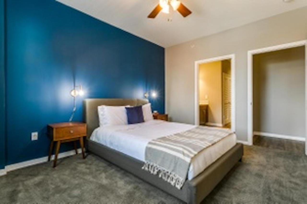 Kasa Dallas West End Exterior photo